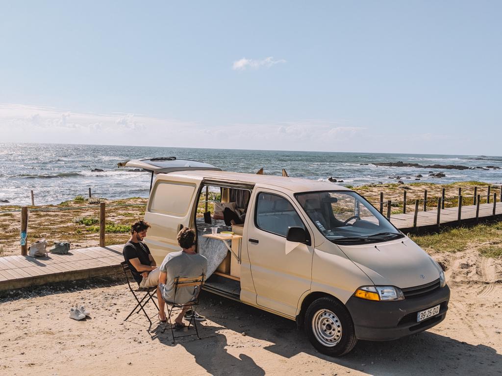 Toyota Hiace - Abelhinha